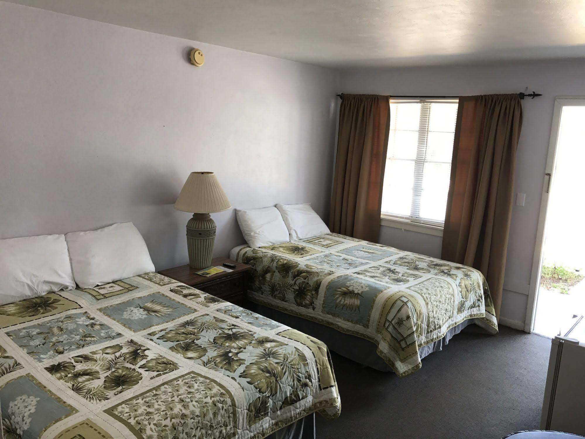 Cedar Inn Сидар-Ки Экстерьер фото